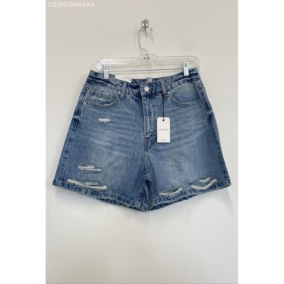 Forever 21 Pants - Forever 21 - 90s fit mom Jean Shorts‎ - Size 29